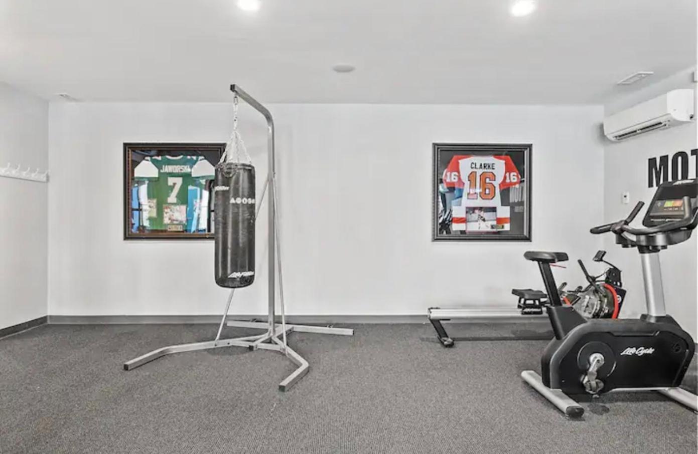Elite 1br W Pool & Gym Apartment Philadelphia